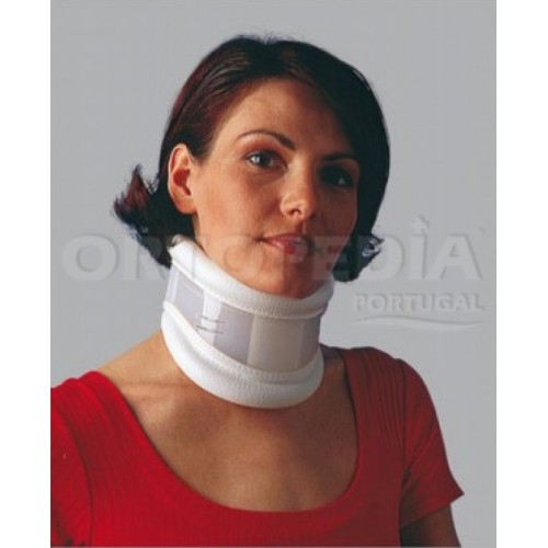 COLAR CERVICAL RÍGIDO