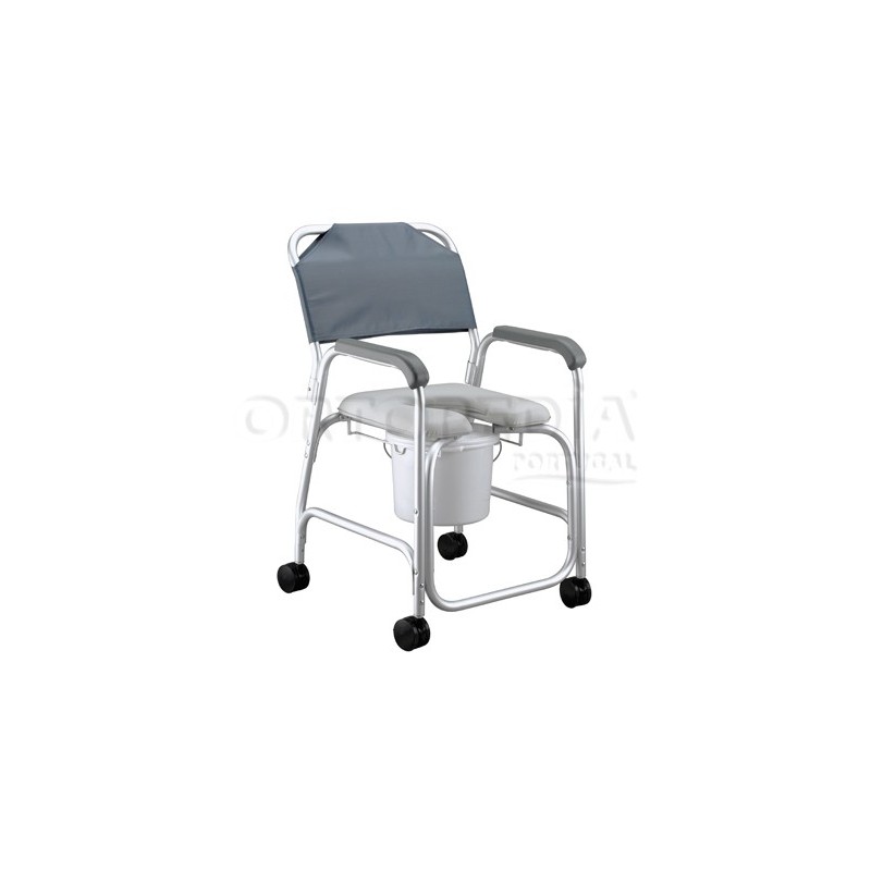Cadeira para banho e sanitária