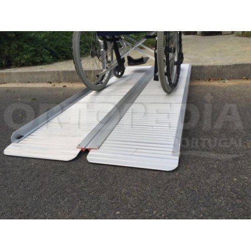 RAMPA DOBRÁVEL A MEIO EM ALUMÍNIO