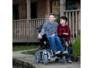 CADEIRAS DE RODAS ELÉCTRICAS